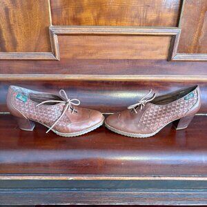 GH Bass Brown Woven Pumps 7.5 (narrow)
